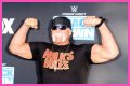 Bodybuilding Legend Lou Ferrigno’s Bicep Looks Like a Stick Next to Hulk Hogan’s
24-Inch Python in a Rare Photo